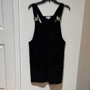Elegant Black Sleeveless Dress